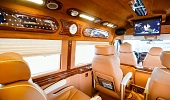 Thu&ecirc; xe dcar limousine chụp ảnh cưới d&atilde; ngoại